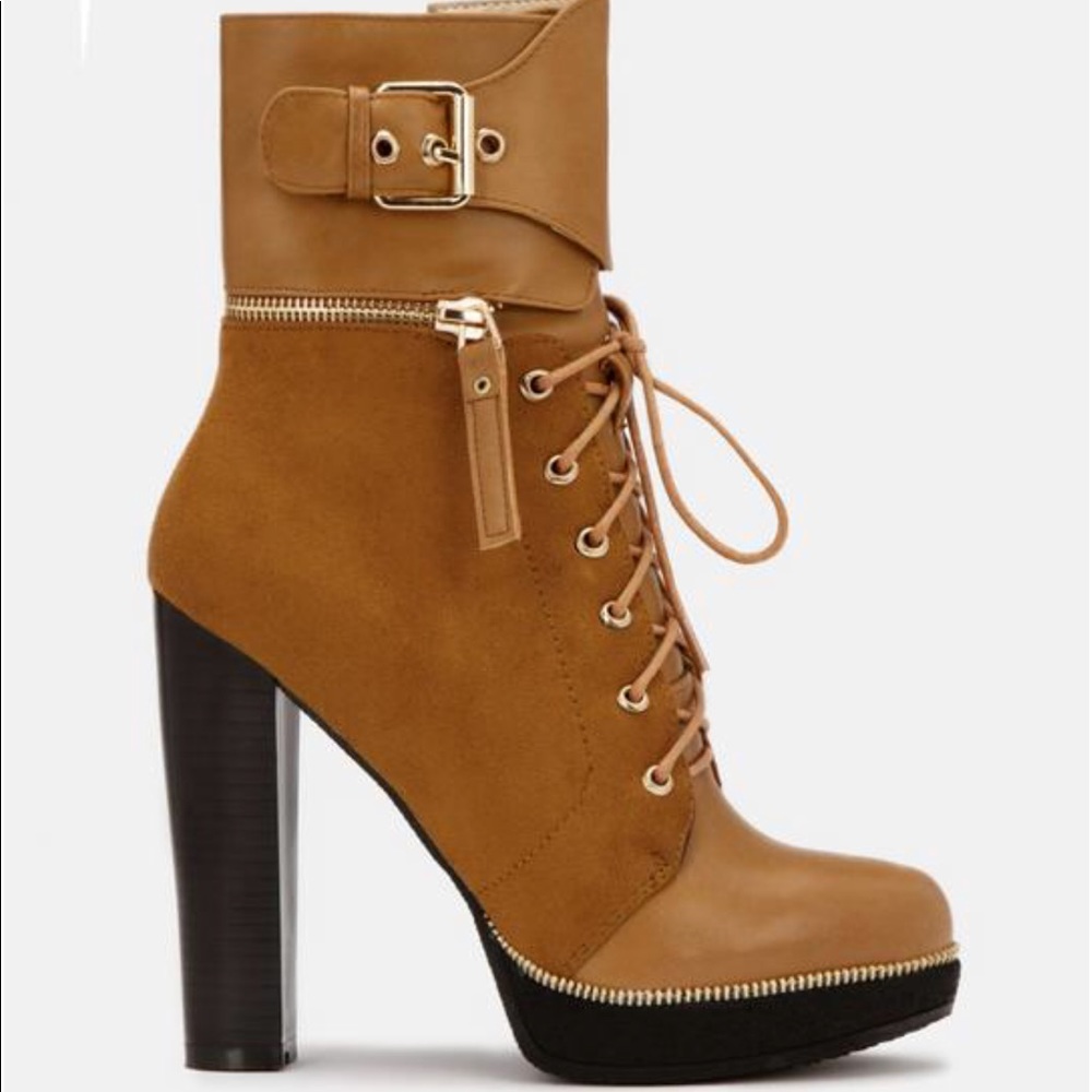 Miss Lola combat bootie Tan